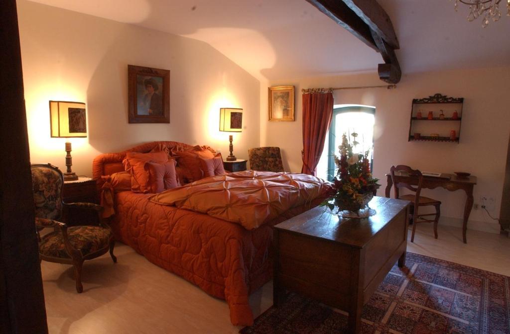 Au Fond De La Cour Bed and Breakfast Veyre-Monton Δωμάτιο φωτογραφία