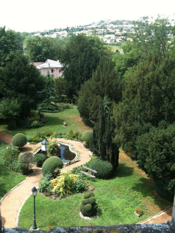 Au Fond De La Cour Bed and Breakfast Veyre-Monton Εξωτερικό φωτογραφία